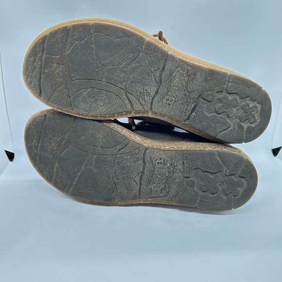 Born Women's Temple II Boot Lace Up Gray and Brown Suede Distressed Bootie SZ 8 - Picture 14 of 14